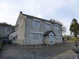 6 Bedroom Detached